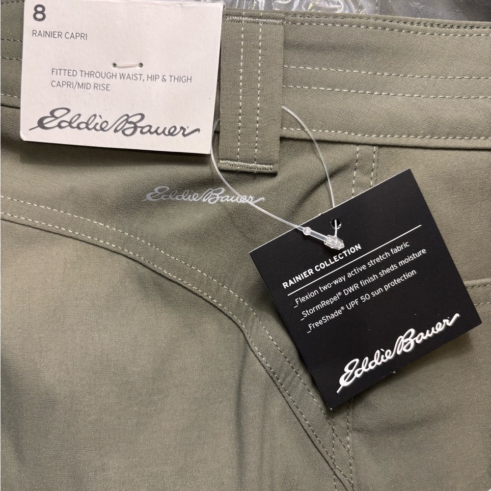Eddie Bauer Women’s Rainier capris size 8 Olive green color (it’s called Sprig).